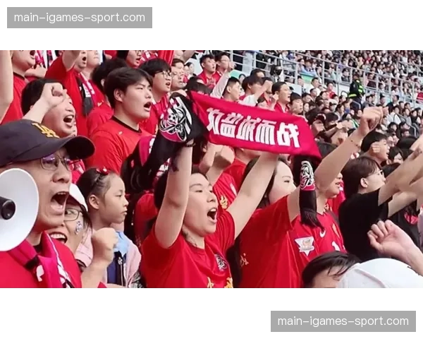 特写：一位球迷体验部门员工的一天——如何利用场馆信标技术优化特许商品销售点人流