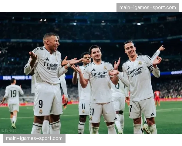 欧冠:多特蒙德1-1战平皇马,罗德里戈开场闪击源于快速转换 欧冠:多特蒙德1-1战平皇马,罗德里戈开场闪击源于快速转换